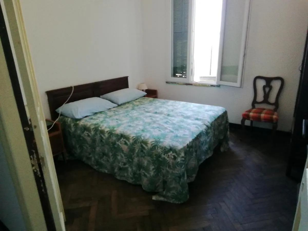 Casa de Férias Albenga Collina Ampio Quadrilocale Con 2 Terrazzi Vila